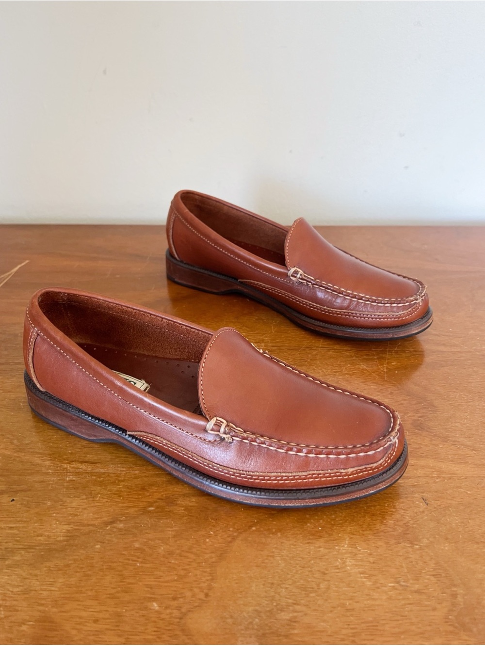 SEBAGO • vintage 90s brown leather loafer slip on moccasin low heel moc toe